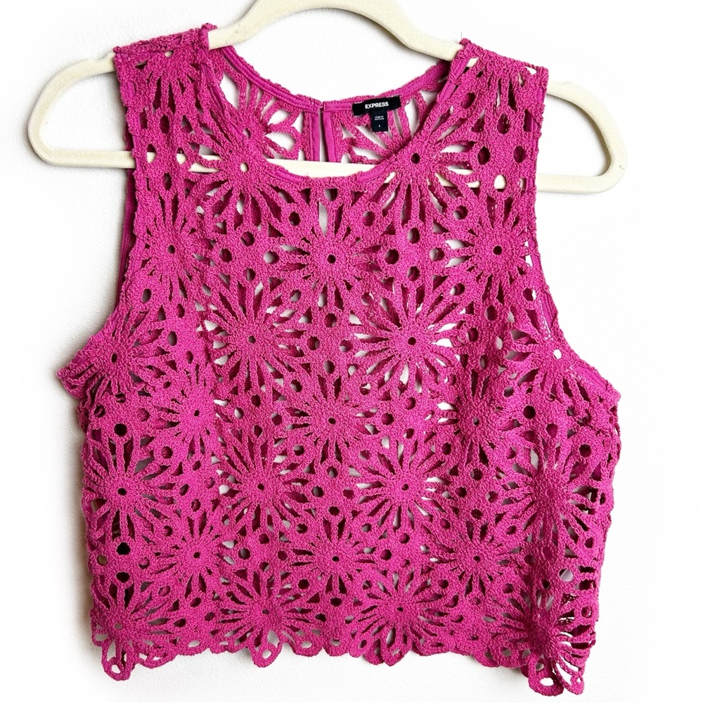 Express rose pink crochet crop tank floral size: L - Picture 3 of 10